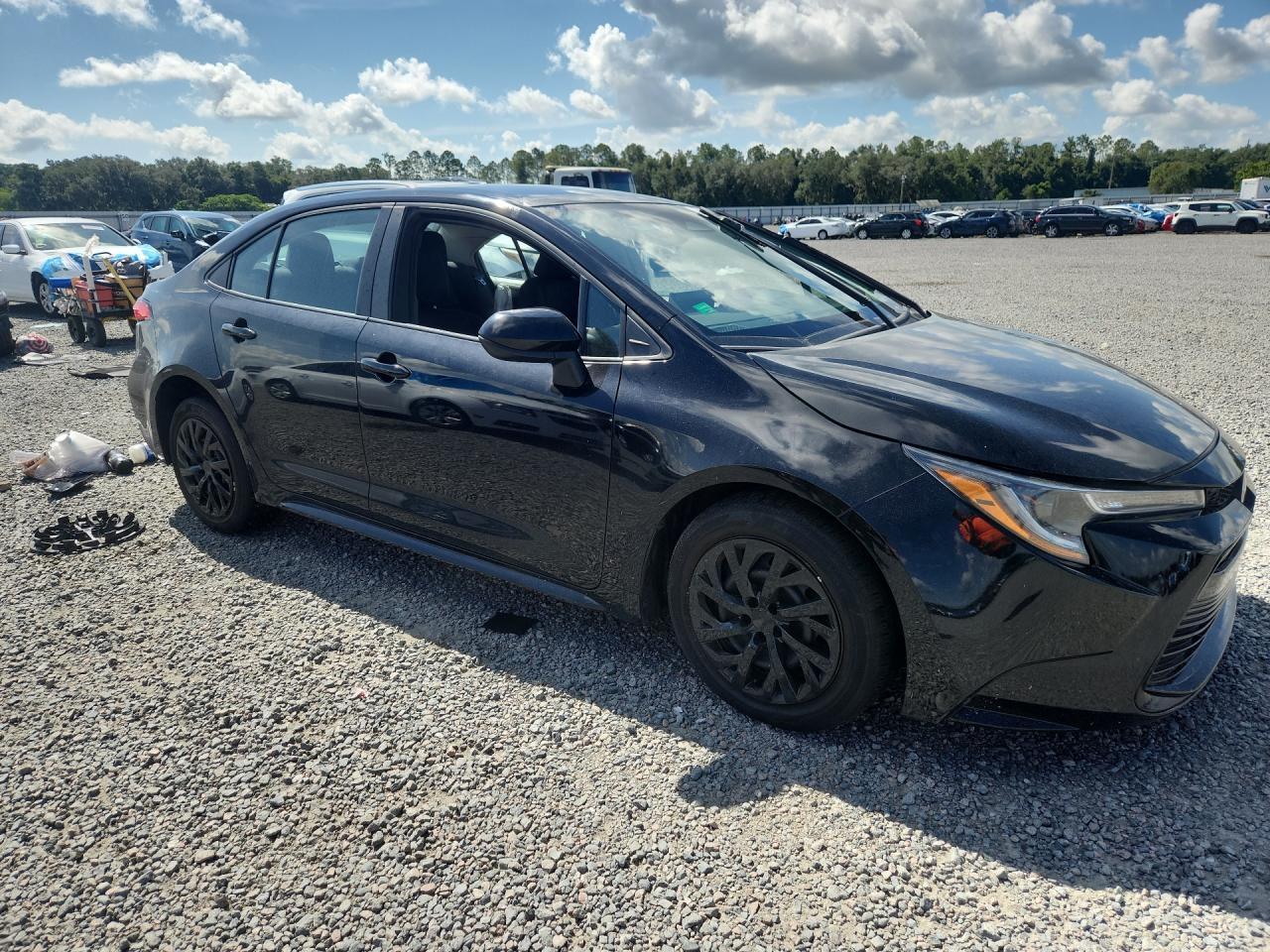 2023 Toyota Corolla Le - Image 4