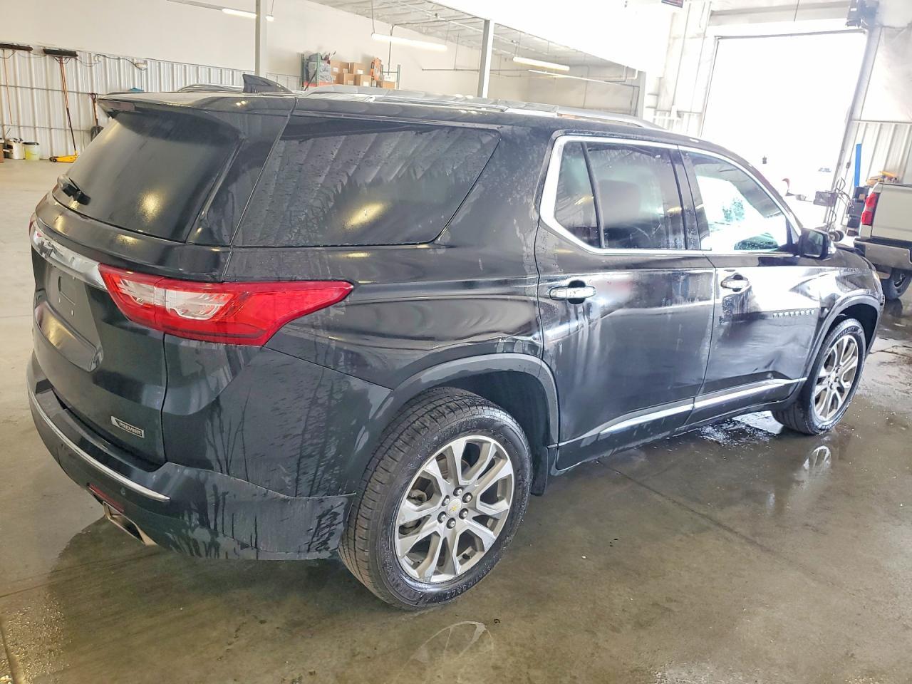 2018 Chevrolet Traverse Premier - Фото 3