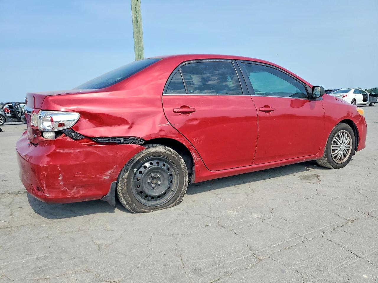 2013 Toyota Corolla Le - Image 3