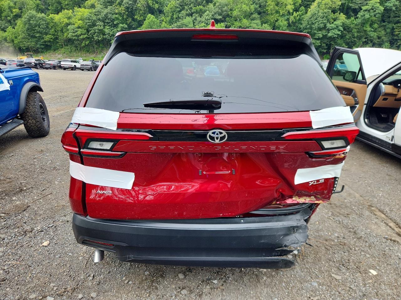 2026 Toyota Grand Highlander Xle - Image 6