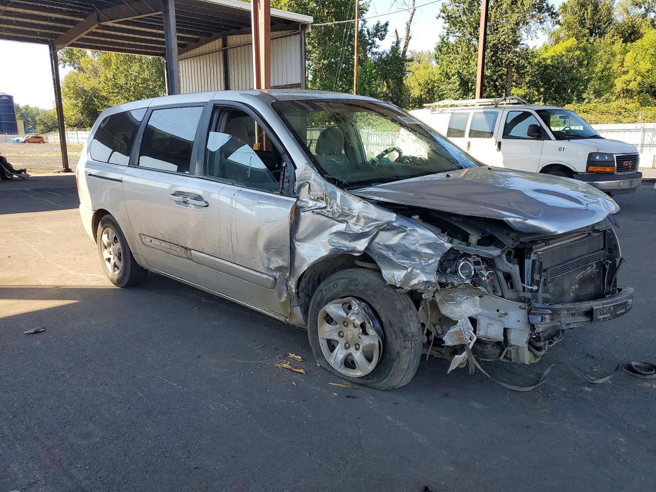 2006 Kia Sedona Lx - Фото 4