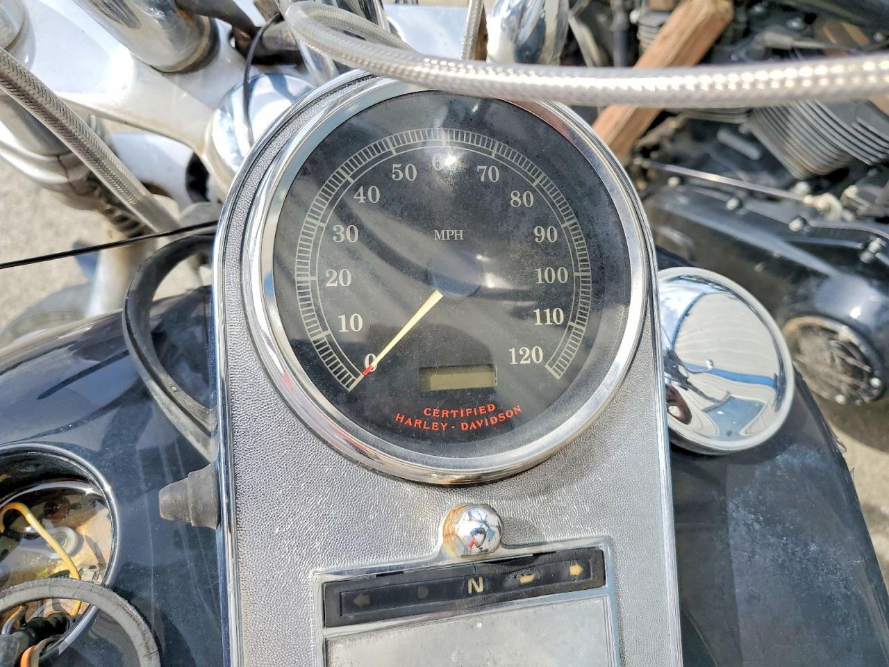 2002 Harley-Davidson Fxdwg - Фото 7