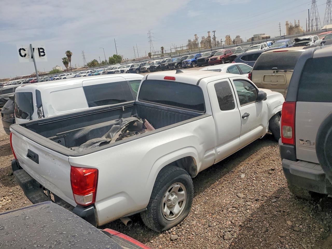 2016 Toyota Tacoma Sr - Image 3