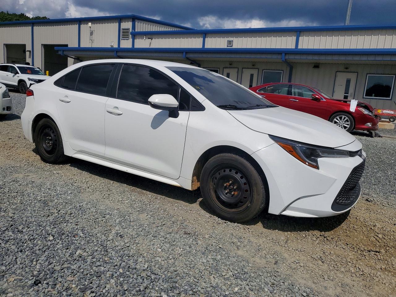 2021 Toyota Corolla Le - Image 4