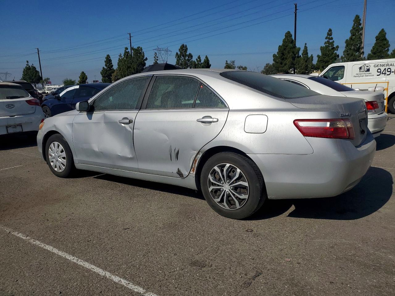 2007 Toyota Camry Le - Image 2