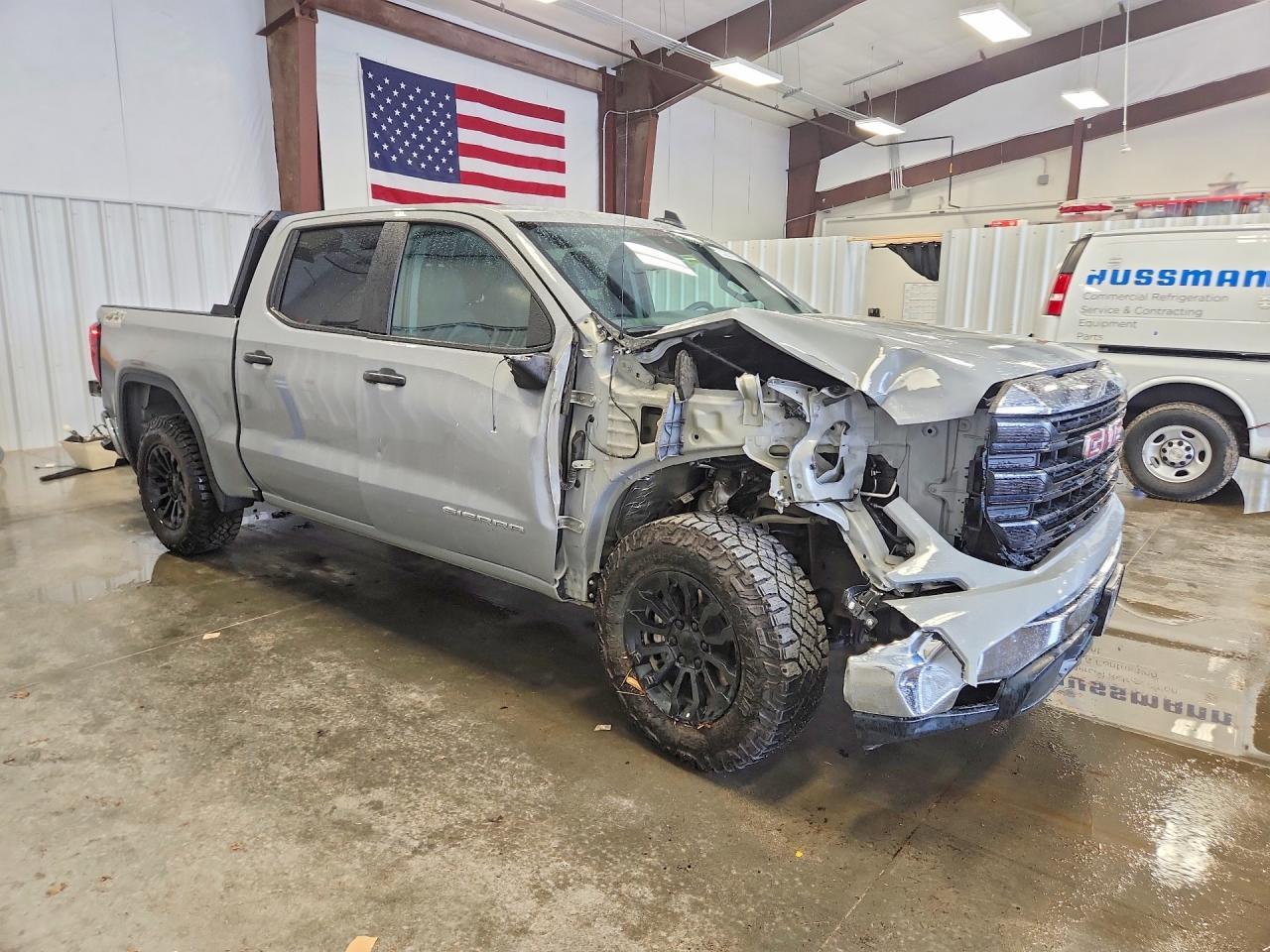 2025 GMC Sierra K1500 - Фото 4