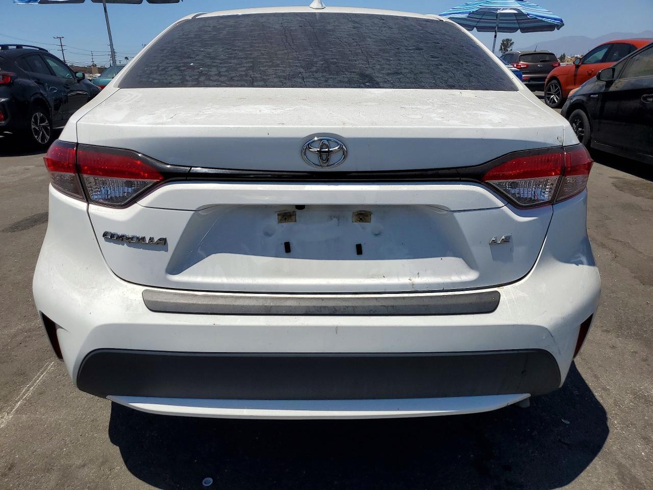 2021 Toyota Corolla Le - Image 6