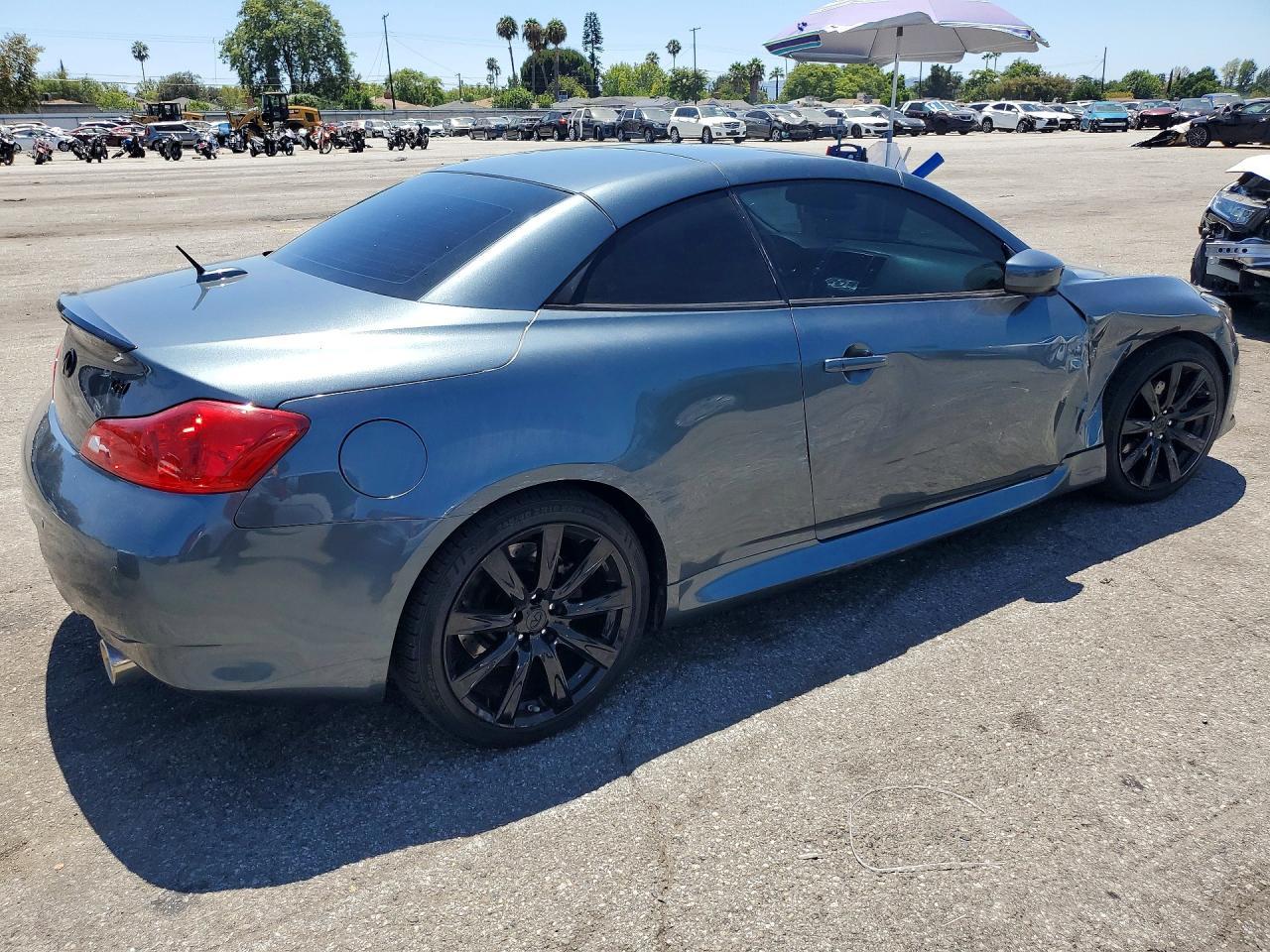 2010 Infiniti G37 Convertible Base - Фото 3