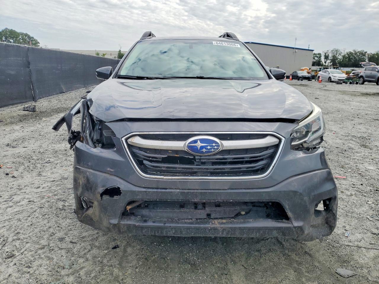 2021 Subaru Outback Limited - Фото 5