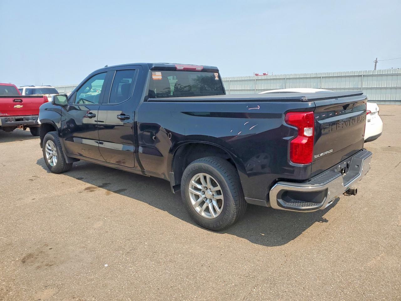 2022 Chevrolet Silverado Ltd K1500 Lt - Image 2