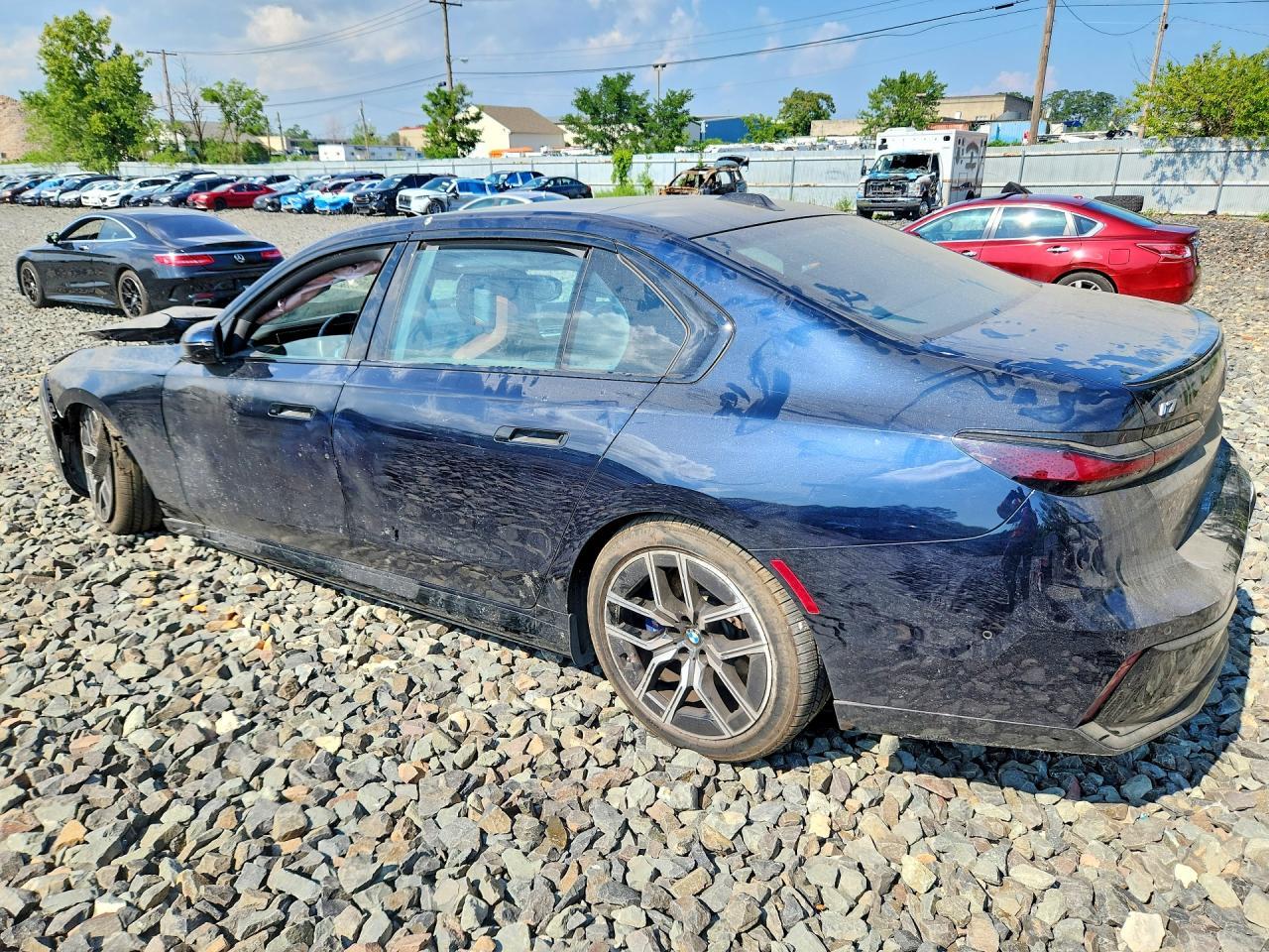 2024 BMW I7 xDrive60 - Фото 2