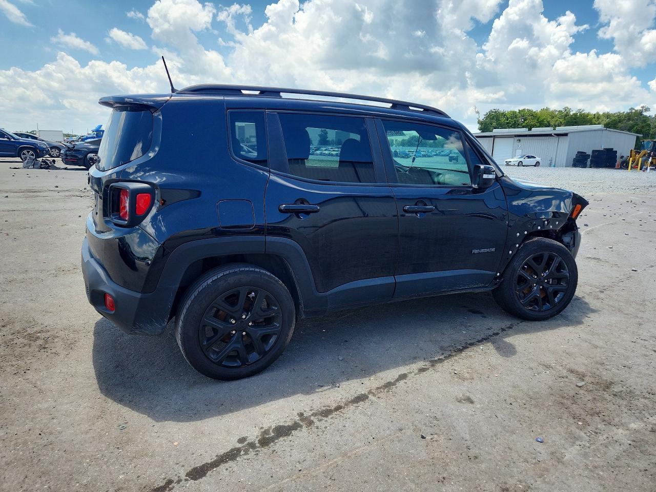 2019 Jeep Renegade Latitude - Фото 3