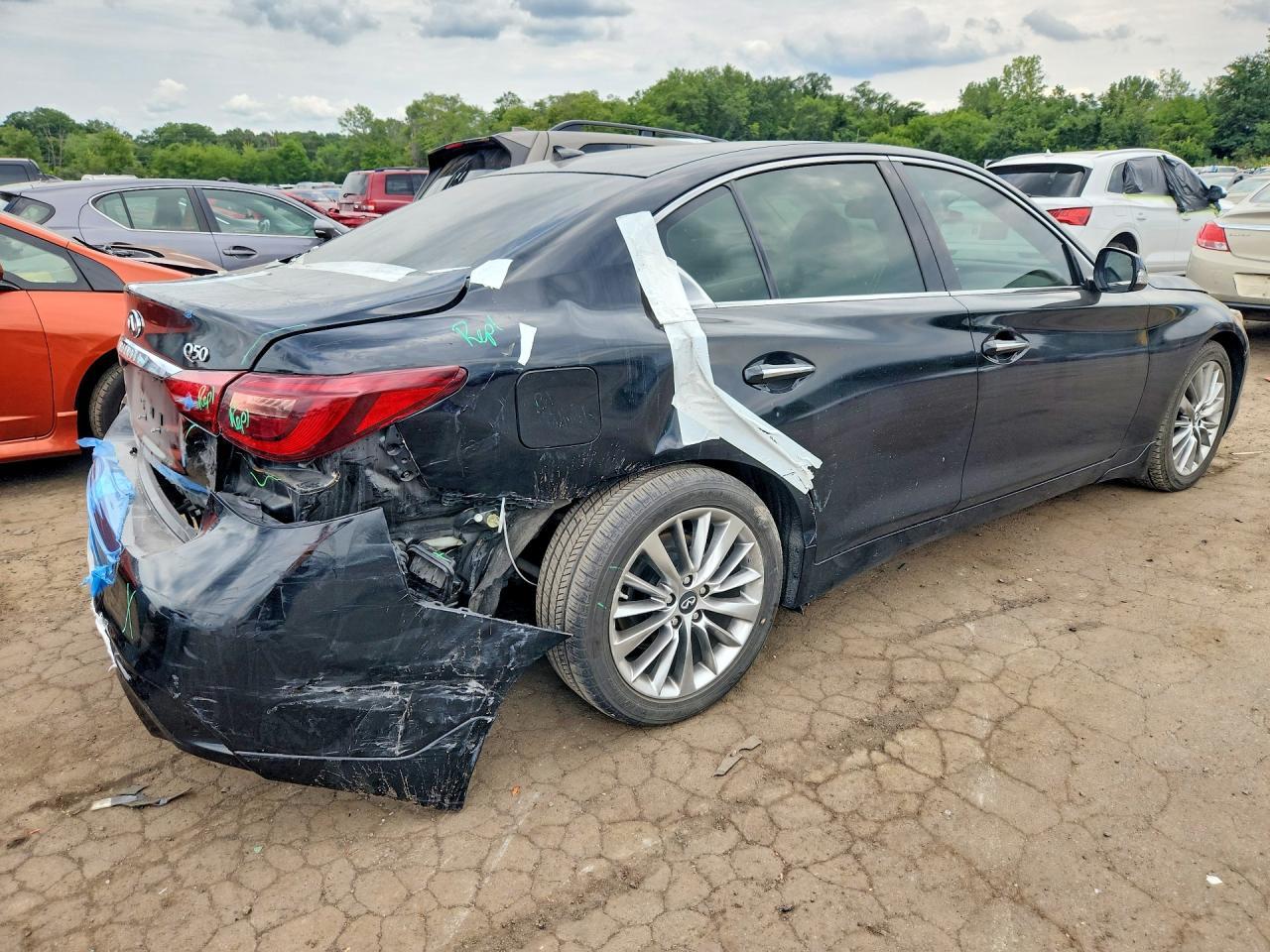2020 Infiniti Q50 3.0T Luxe - Image 3