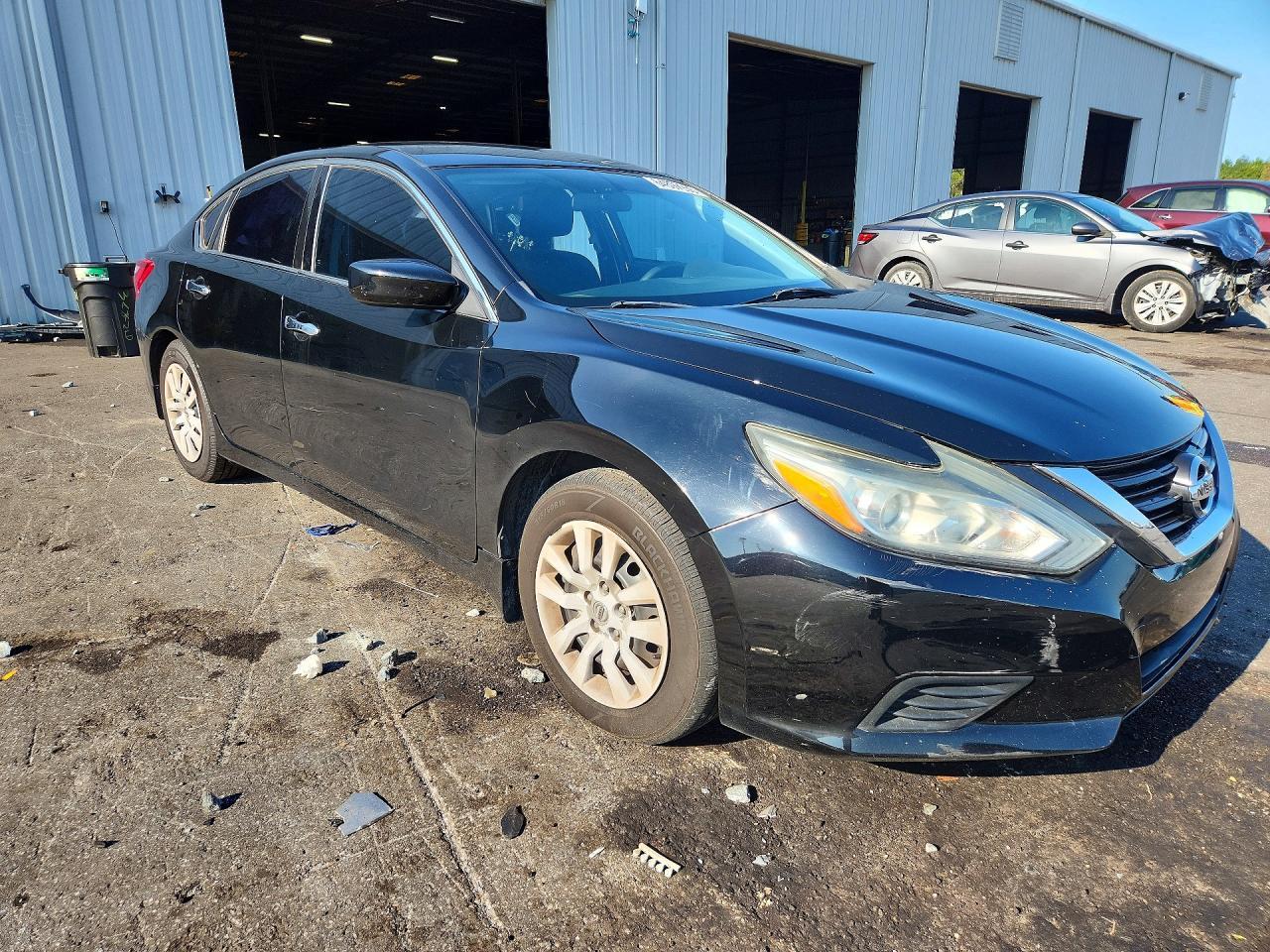 2017 Nissan Altima 2.5 S - Фото 4