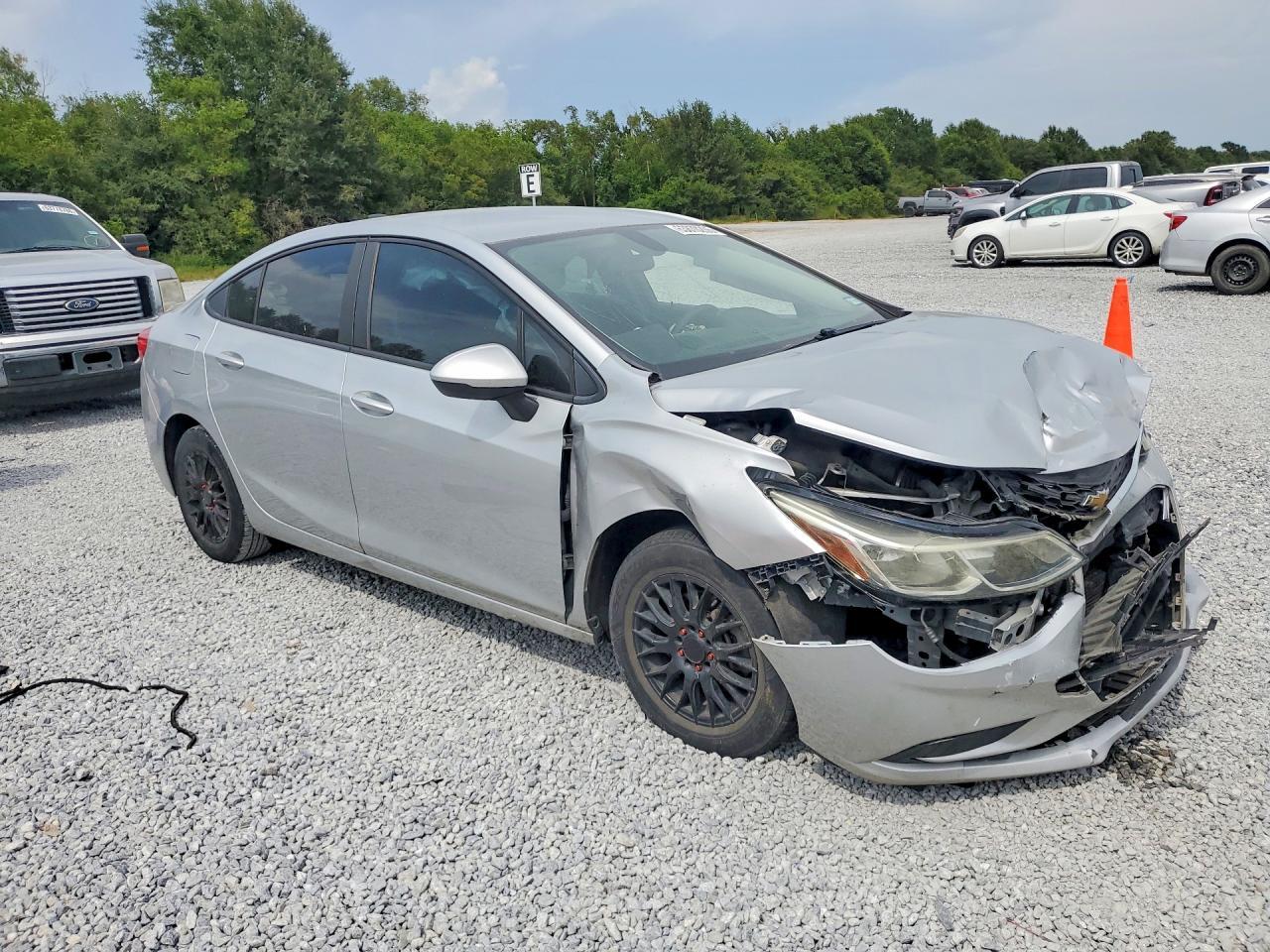 2018 Chevrolet Cruze Ls - Фото 4