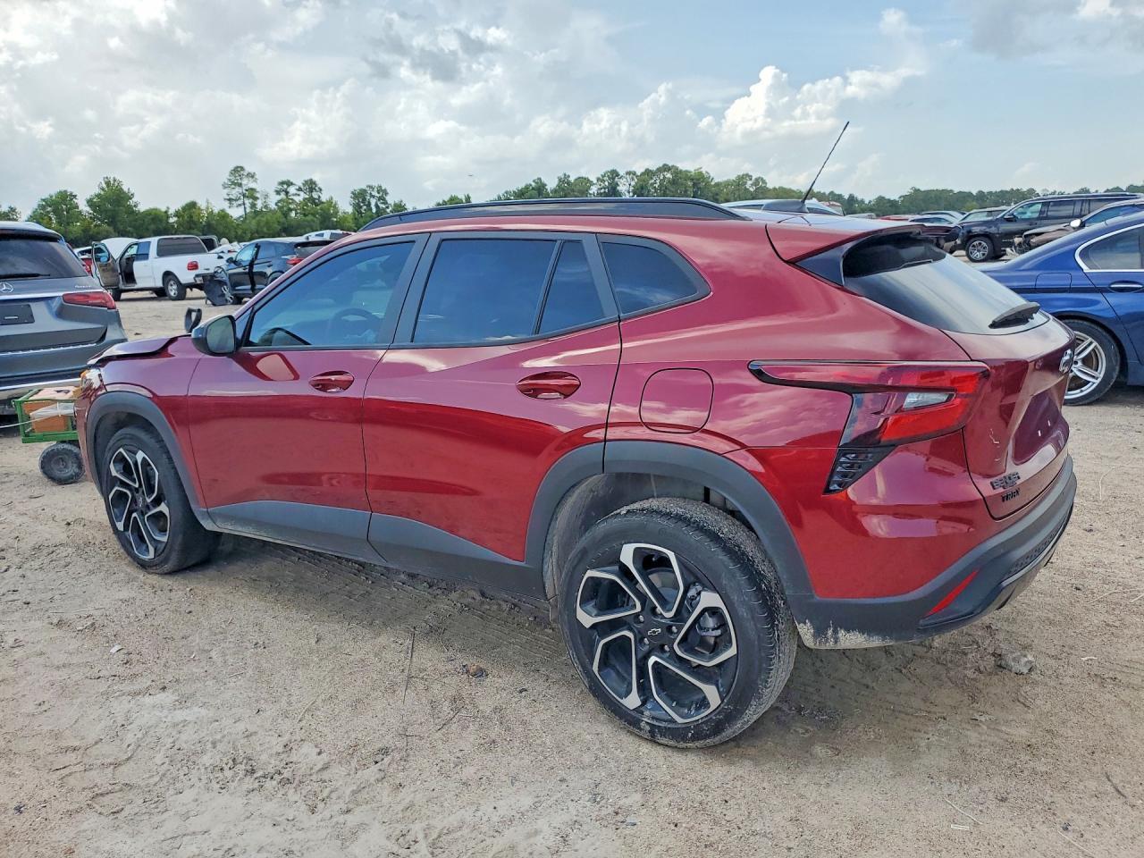 2025 Chevrolet Trax 2Rs - Фото 2