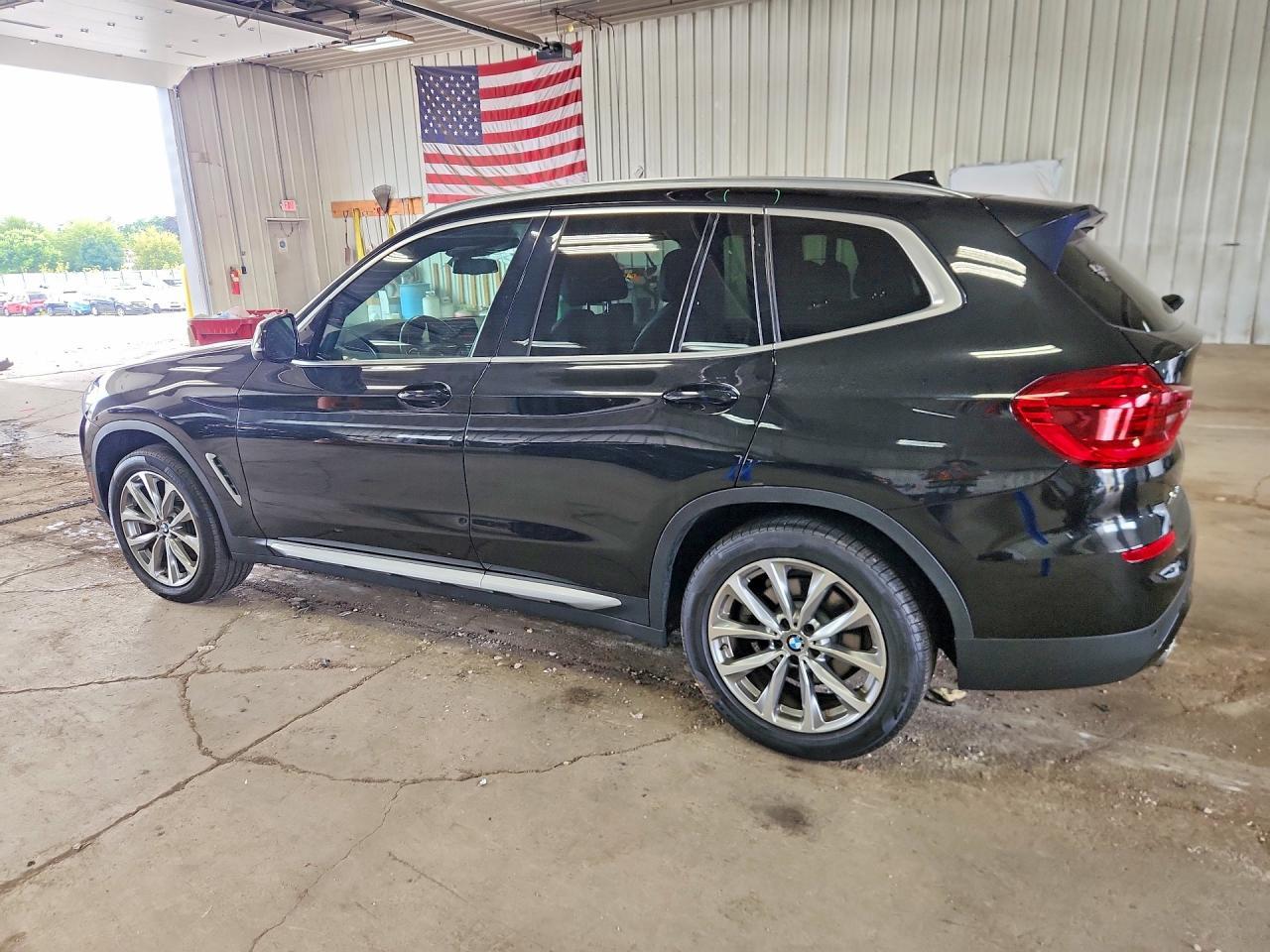 2019 BMW X3 xDrive30I - Фото 2