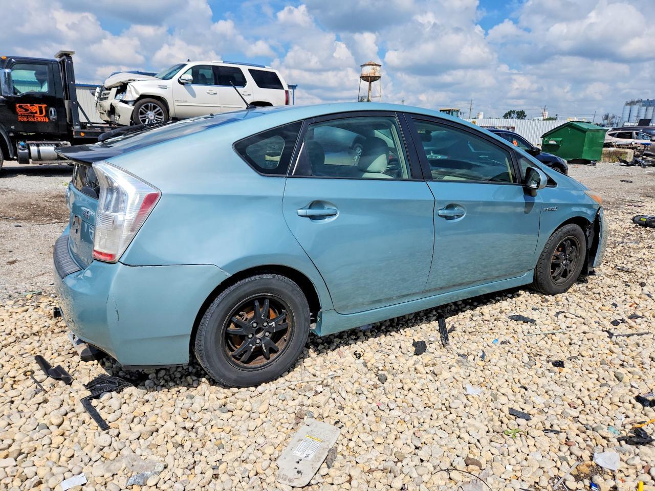 2013 Toyota Prius Two - Image 3