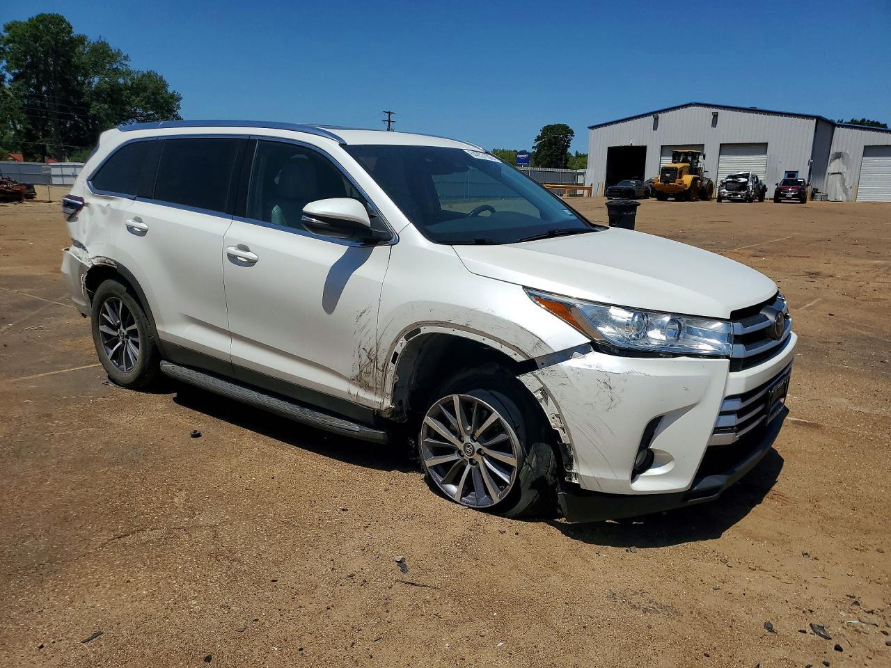 2019 Toyota Highlander Xle - Фото 4