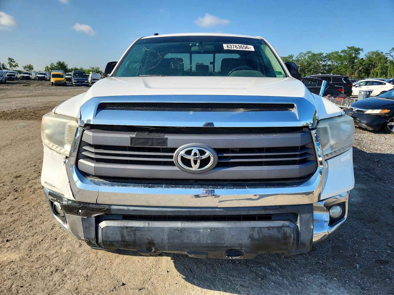2015 Toyota Tundra Sr5 - Image 5
