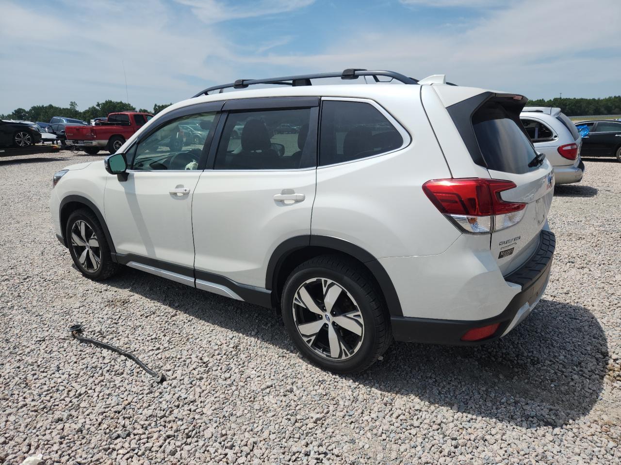 2020 Subaru Forester Touring - Image 2