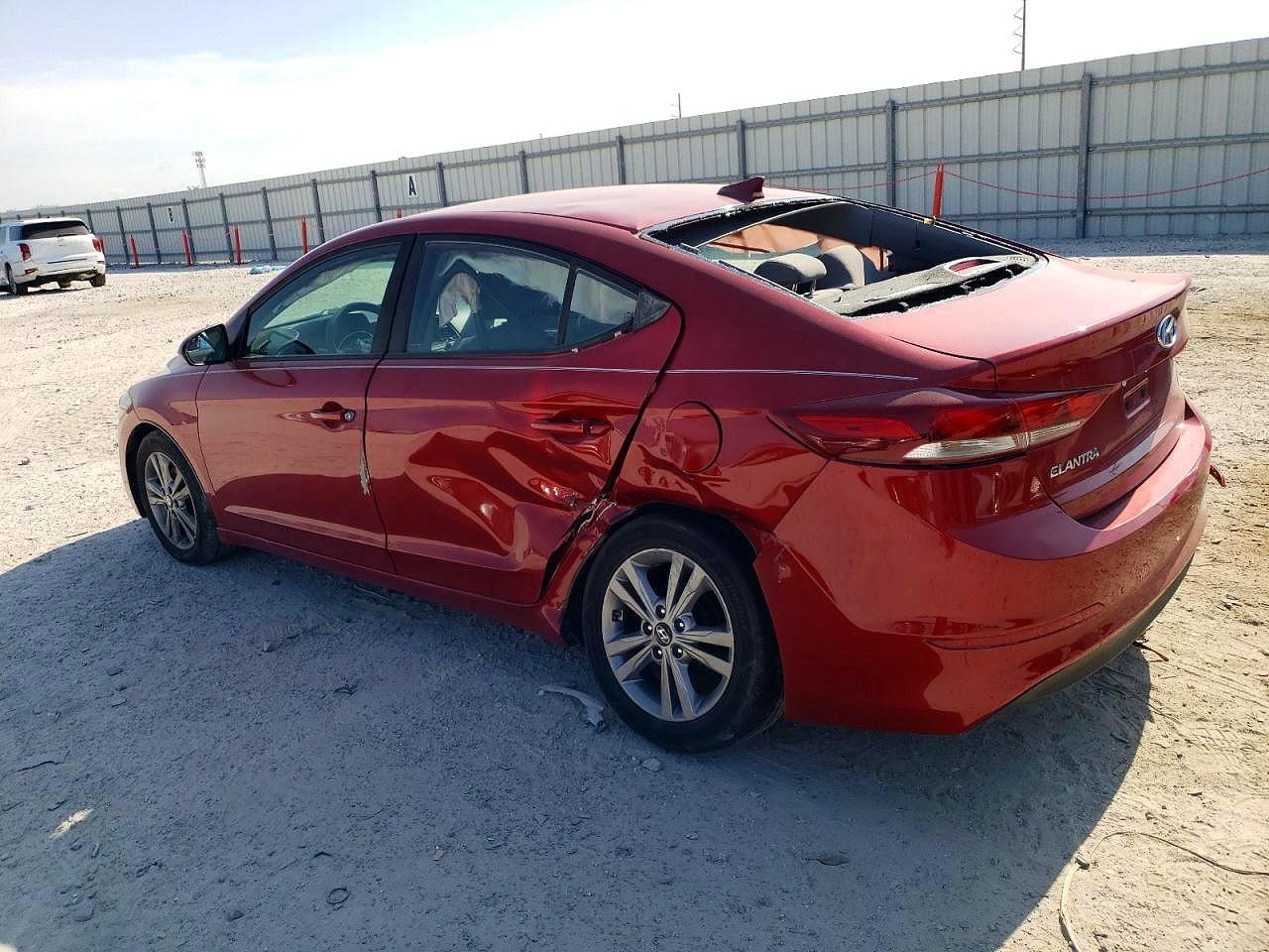 2017 Hyundai Elantra Se - Фото 2