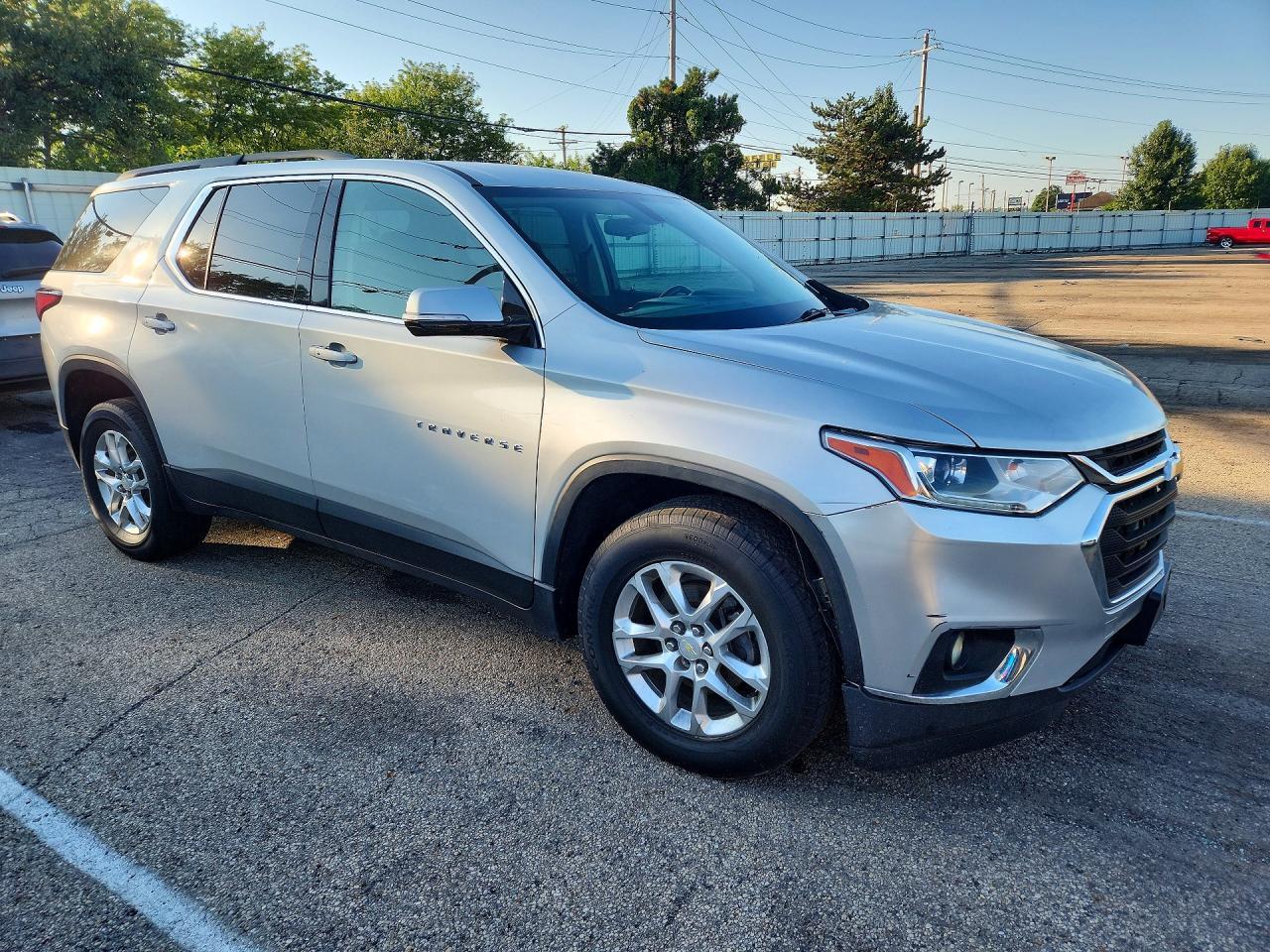 2019 Chevrolet Traverse Lt - Image 4