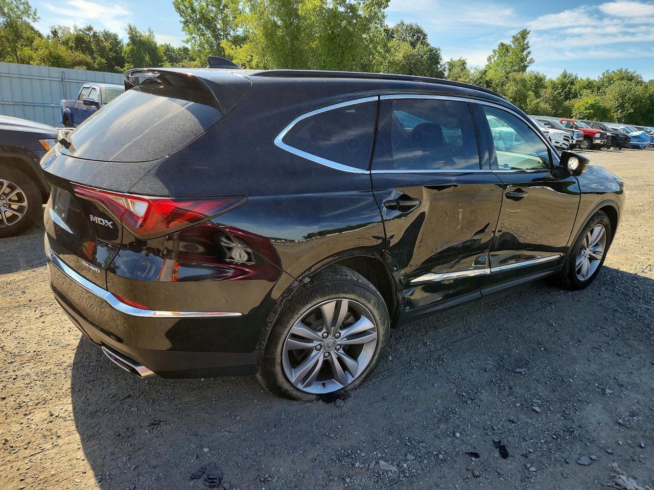2022 Acura Mdx Premium - Image 3