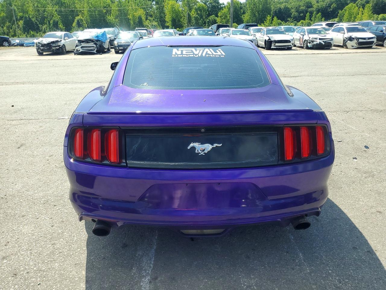 2015 Ford Mustang - Фото 6