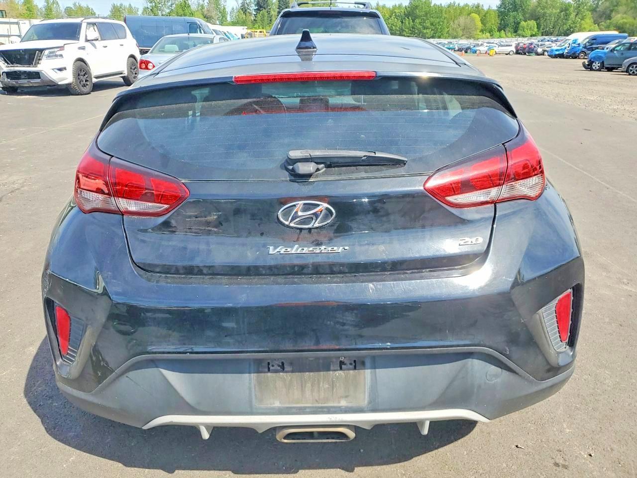 2016 Hyundai Veloster Base - Фото 6