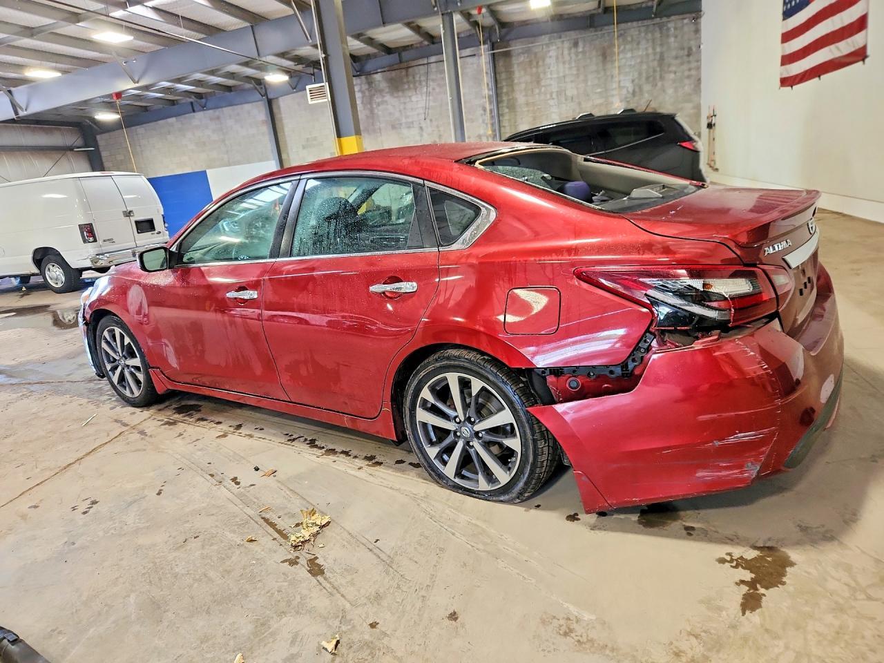 2017 Nissan Altima 2.5 Sr - Фото 2