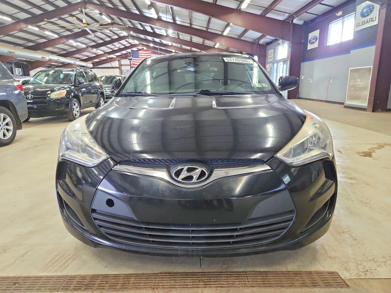 2013 Hyundai Veloster Base - Фото 5