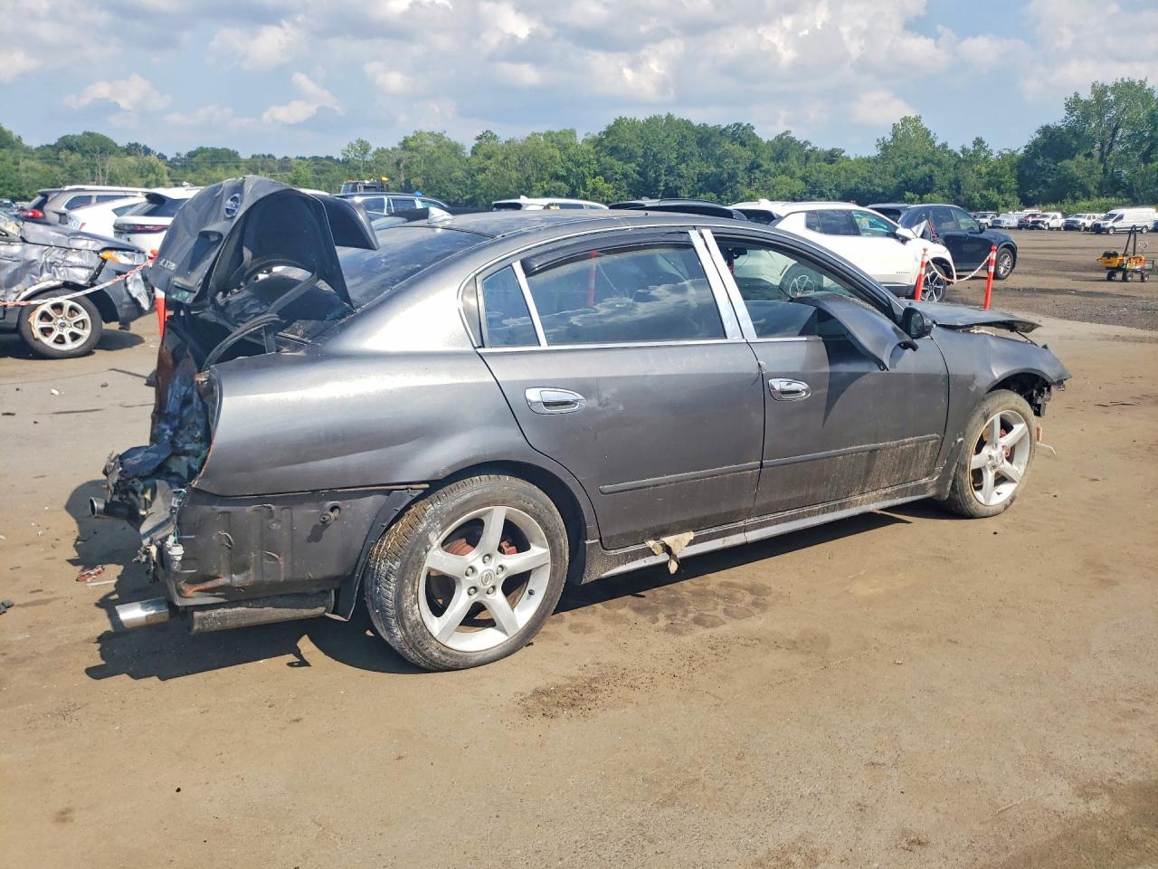 2006 Nissan Altima 3.5 Se - Фото 3