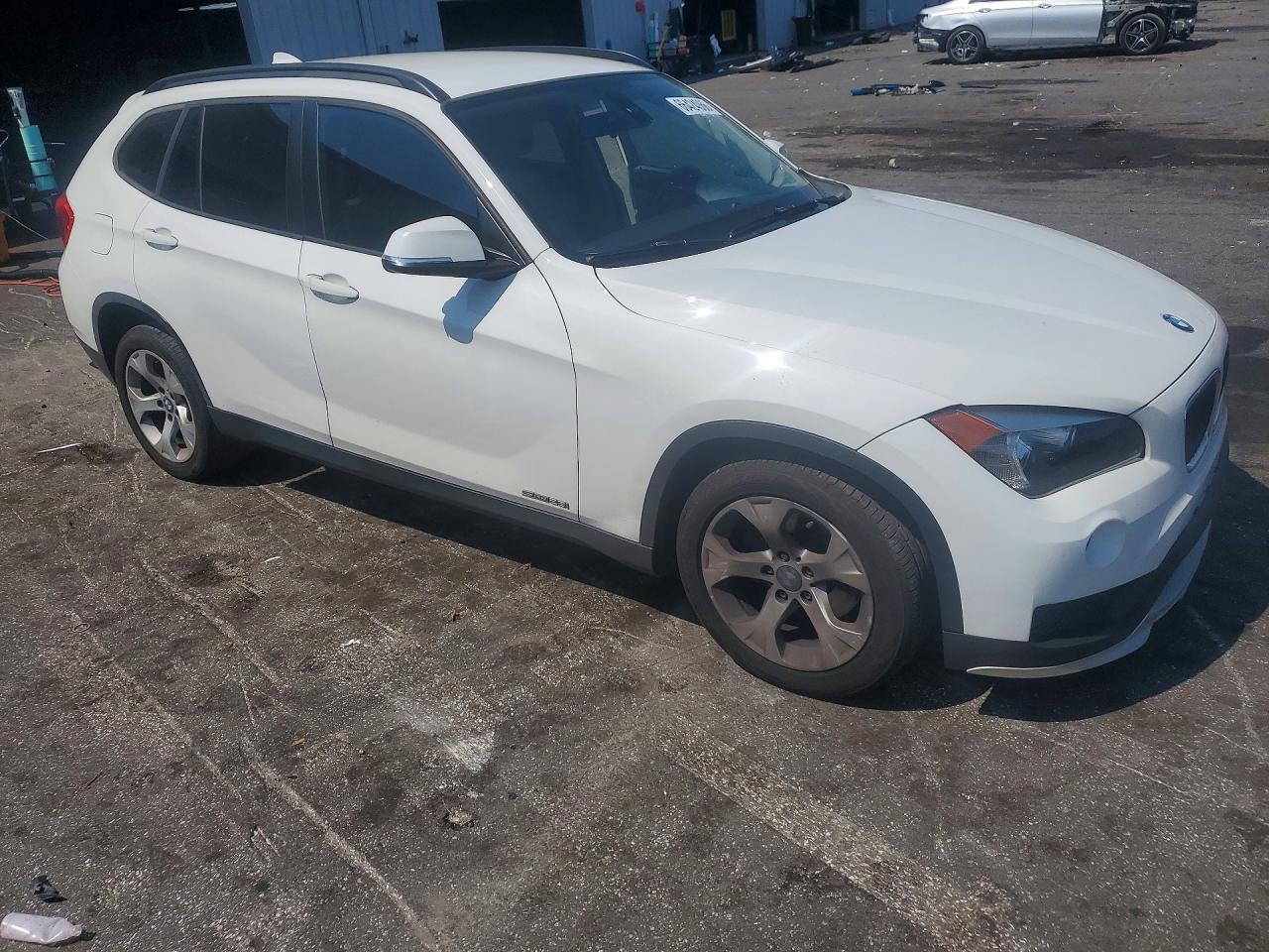 2015 BMW X1 Sdrive28I - Фото 4