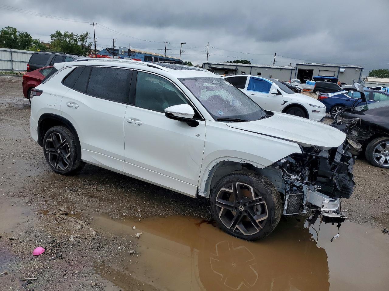 2026 Volkswagen Tiguan Sel R-Line Turbo - Фото 4
