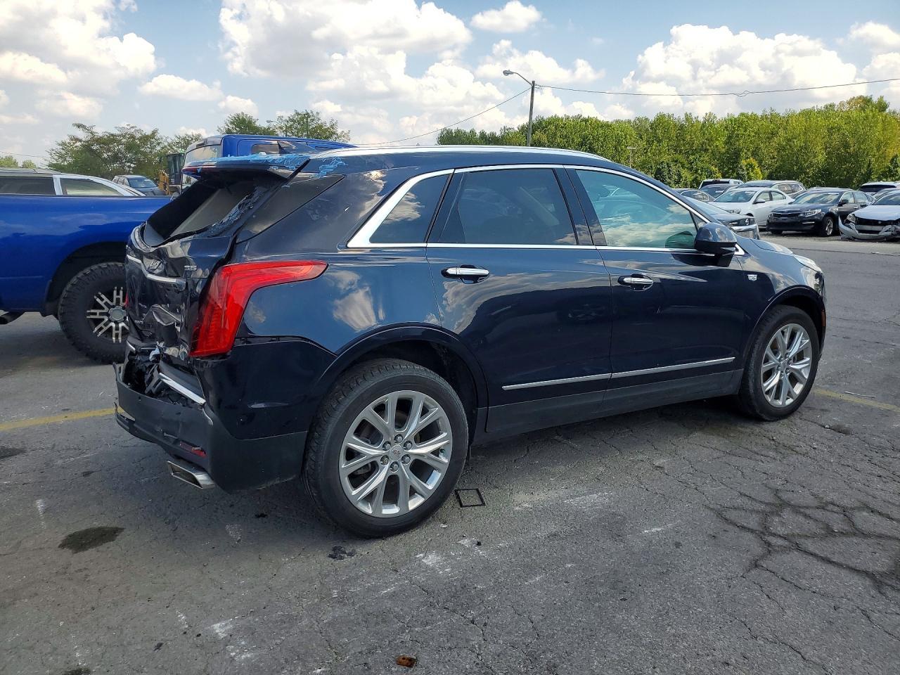 2017 Cadillac Xt5 Luxury - Фото 3