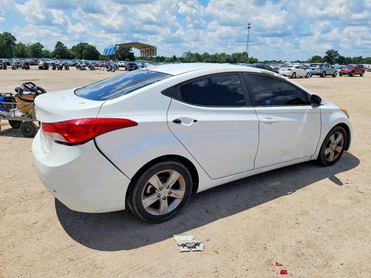 2013 Hyundai Elantra Gls - Фото 3