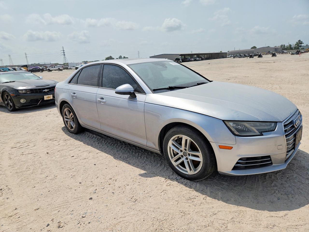 2017 Audi A4 Premium - Фото 4
