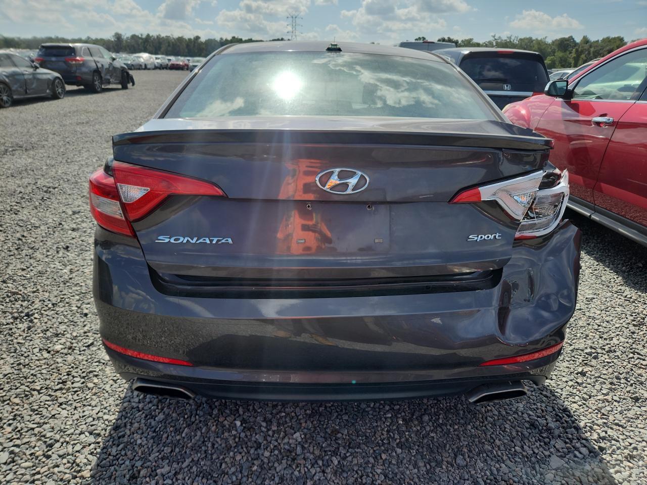 2016 Hyundai Sonata Sport - Image 6