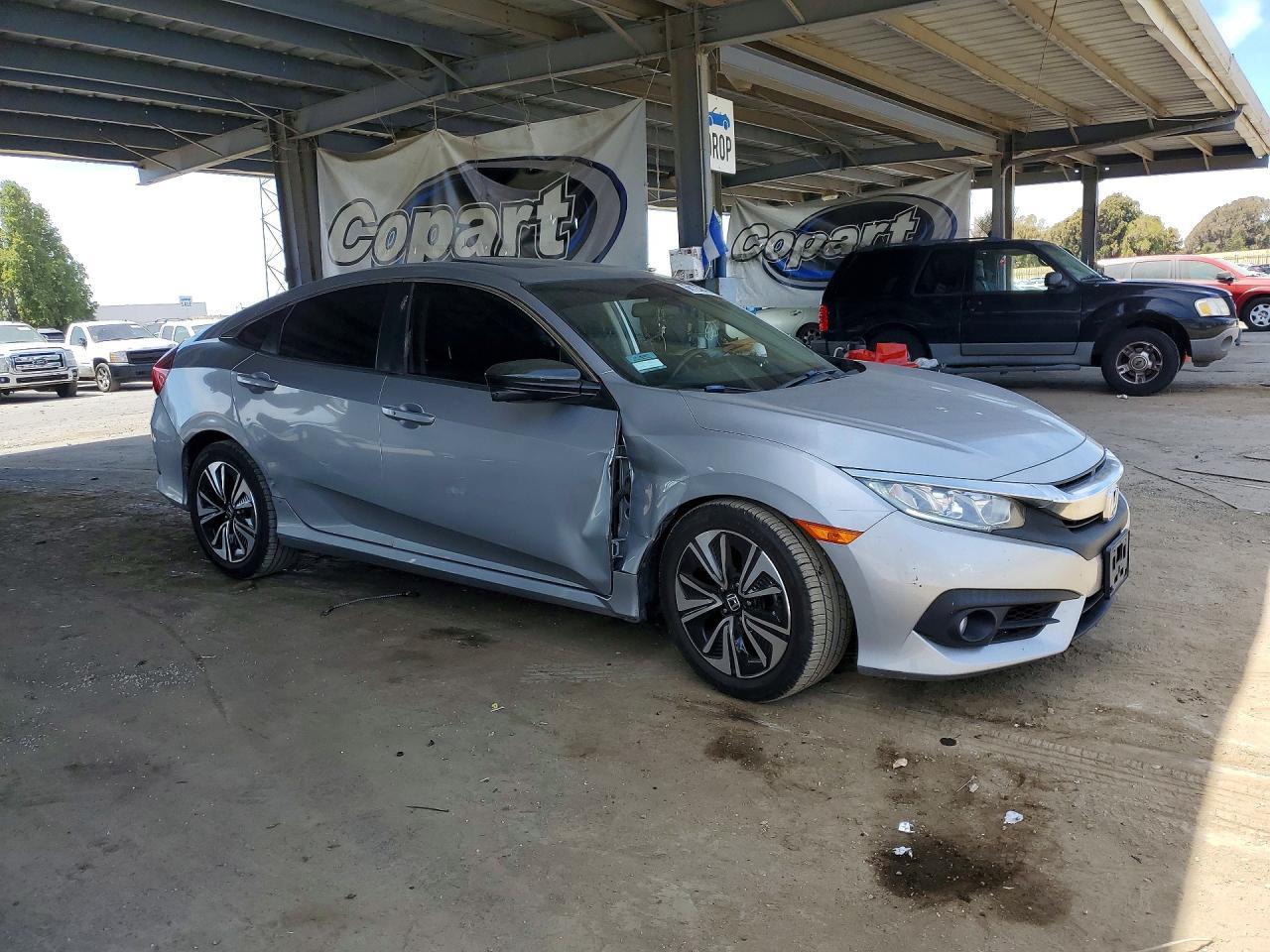 2018 Honda Civic Ex - Фото 4