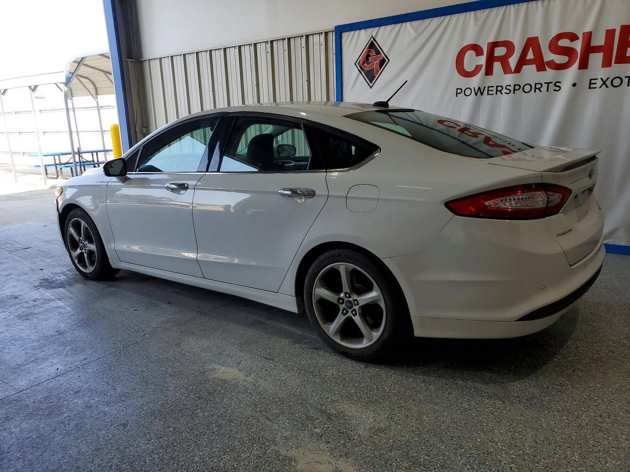 2014 Ford Fusion Se - Фото 2