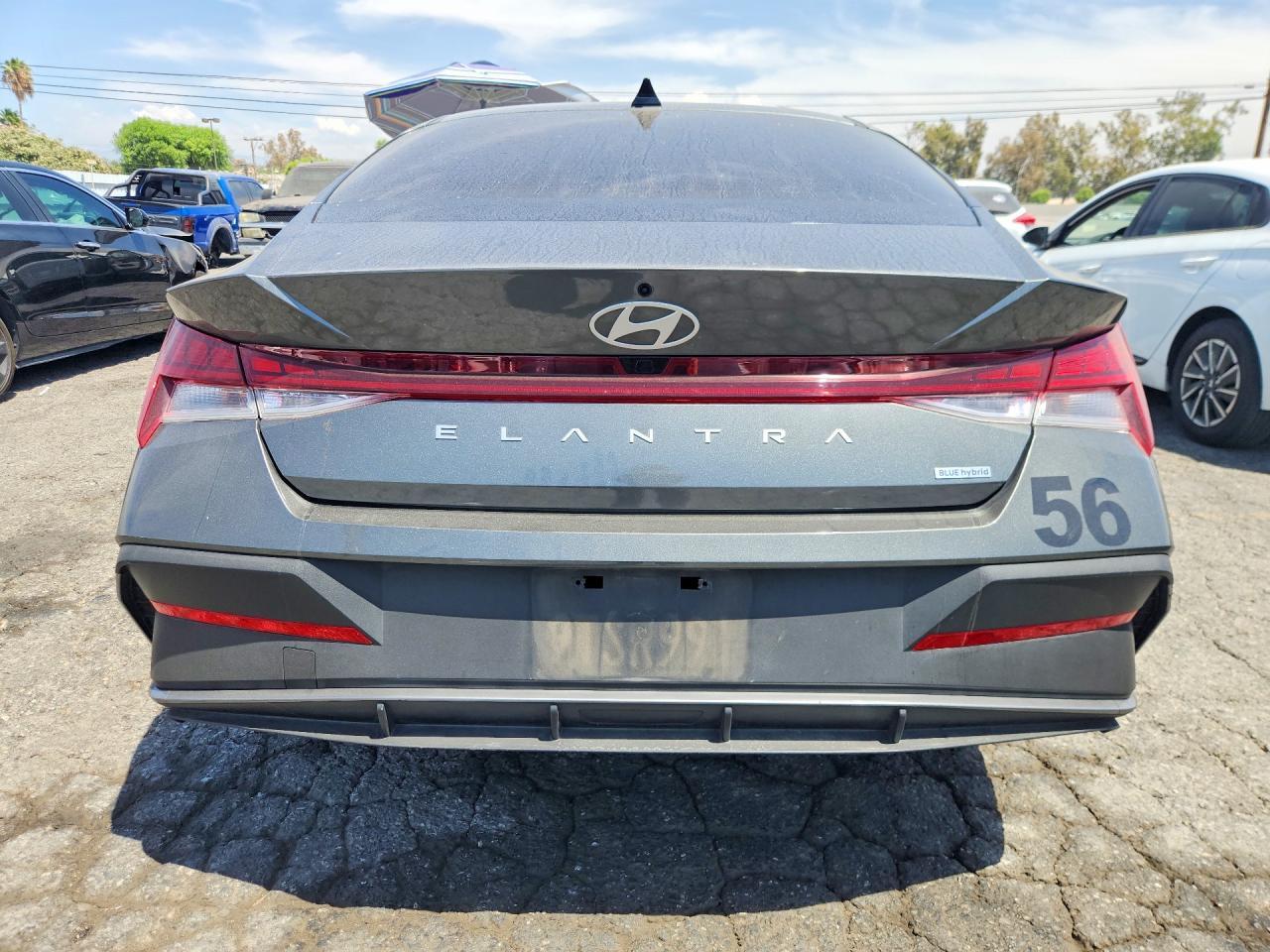 2025 Hyundai Elantra Hybrid Blue - Фото 6