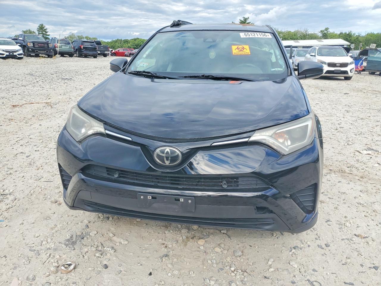 2018 Toyota Rav4 Le - Image 5