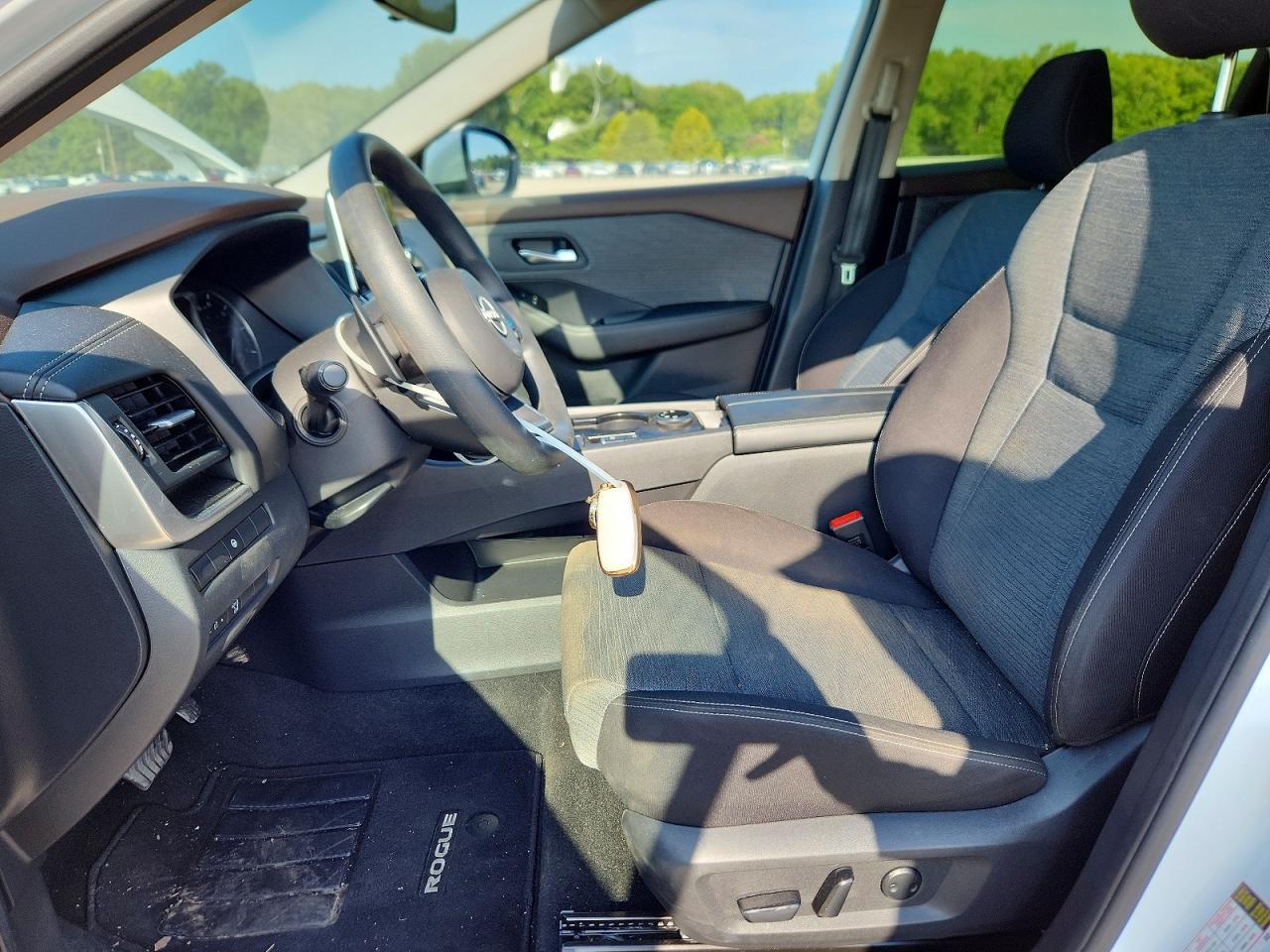 2023 Nissan Rogue Sv - Image 7