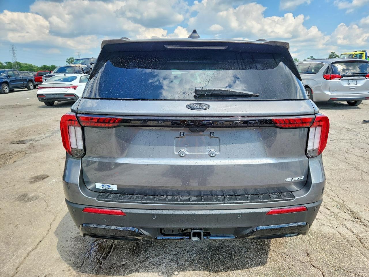2026 Ford Explorer St-Line - Фото 6