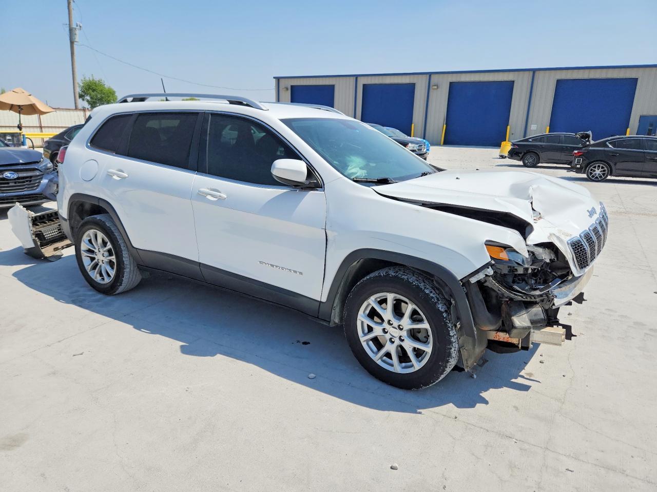 2019 Jeep Cherokee Latitude - Фото 4