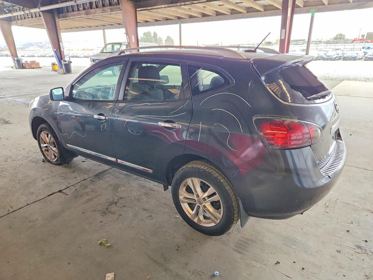 2015 Nissan Rogue Select S - Image 2