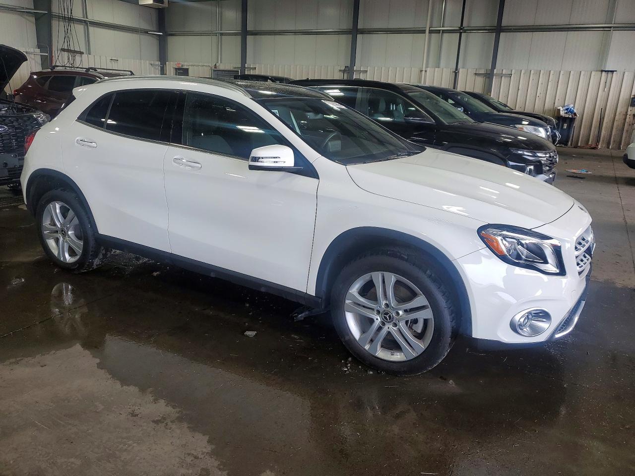 2019 Mercedes-Benz Gla 250 4Matic - Image 4