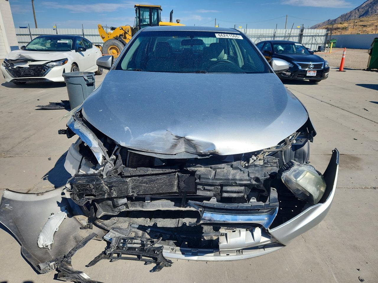 2016 Toyota Camry Le - Фото 5
