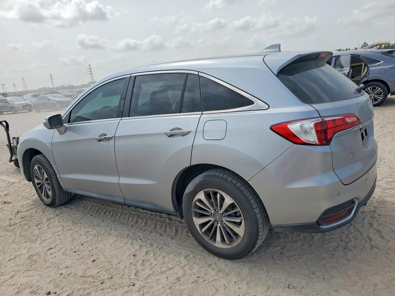2017 Acura Rdx Advance - Фото 2